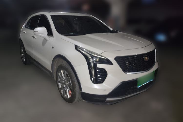 Used Cadillac XT4 2020 Revised Version 28T Two-Wheel Drive Leading Edition Front Right 45 Deg