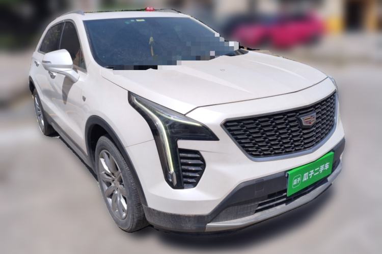 Used Cadillac XT4 2020 28T Two-Wheel-Drive Leading Version Front Right 45 Deg