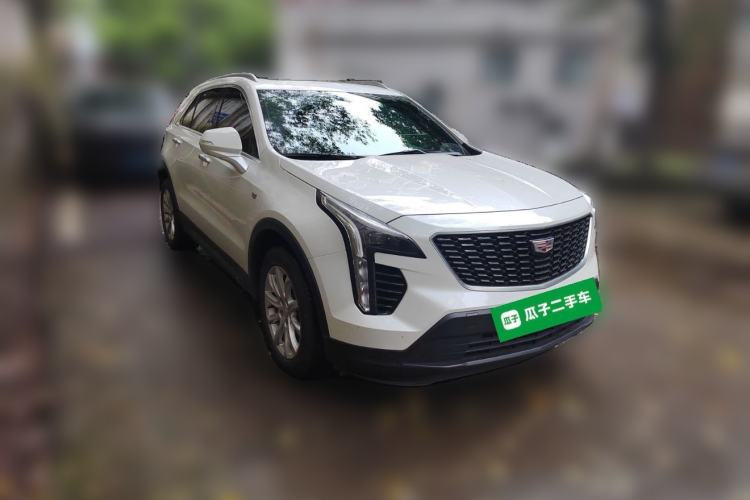 Used Cadillac XT4 2020 28T Two-Wheel Drive Tech Version Front Right 45 Deg