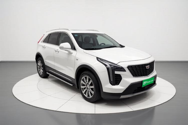 Used Cadillac XT4 2020 28T Two-Wheel-Drive Leading Version Front Right 45 Deg
