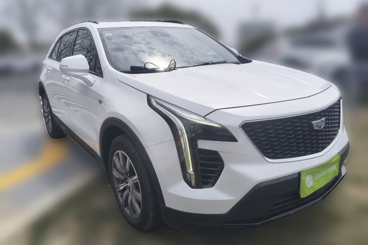 Used Cadillac XT4 2020 28T Four-Wheel Drive Leading Edition Front Right 45 Deg