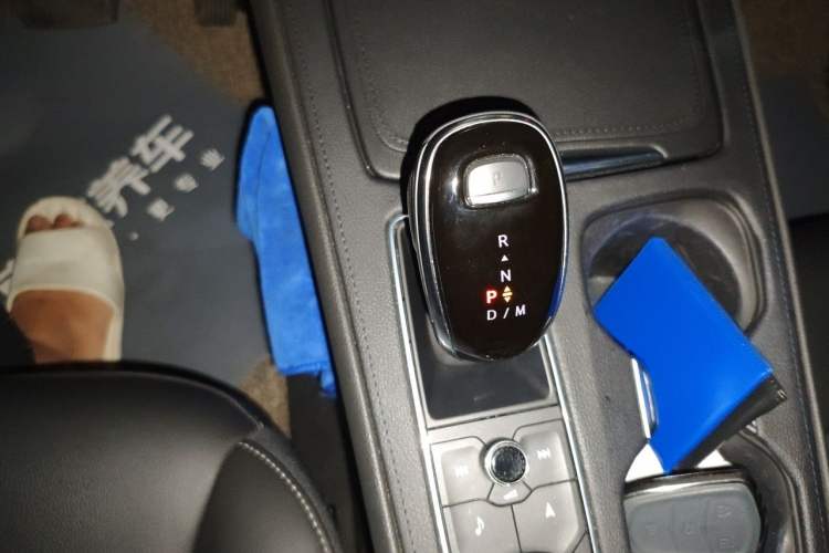 Used Cadillac XT4 2020 28T Two-Wheel-Drive Leading Version Gear Lever