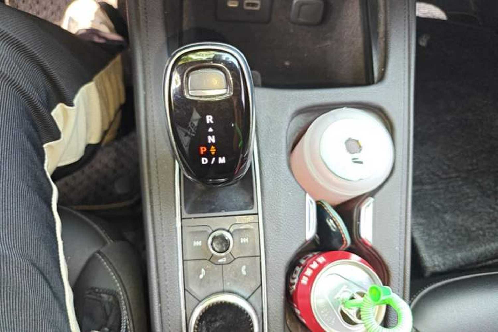 Used Cadillac XT4 2020 Revised Version 28T Two-Wheel Drive Tech Edition Gear Lever