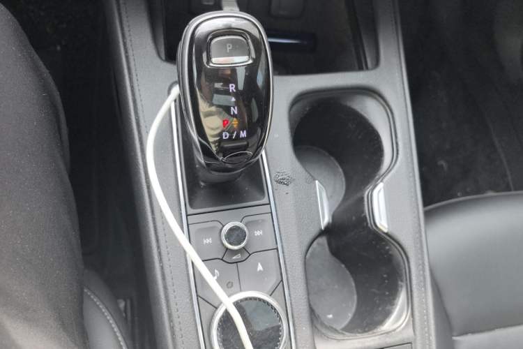 Used Cadillac XT4 2020 28T Two-Wheel-Drive Leading Version Gear Lever