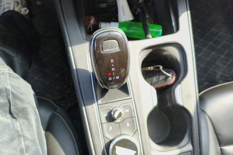 Used Cadillac XT4 2020 28T Two-Wheel-Drive Leading Version Gear Lever