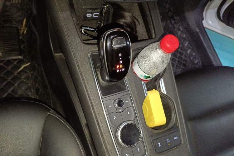 Used Cadillac XT4 2020 28T Two-Wheel-Drive Leading Version Gear Lever