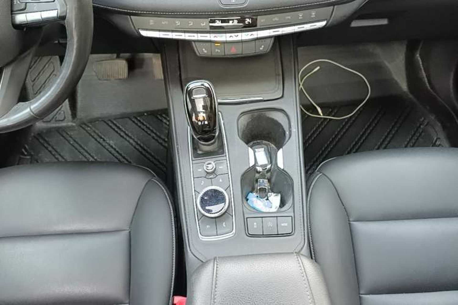 Used Cadillac XT4 2020 28T Two-Wheel-Drive Leading Version Gear Lever