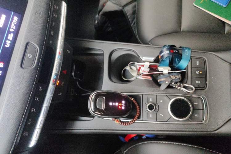 Used Cadillac XT4 2020 28T Two-Wheel-Drive Leading Version Gear Lever