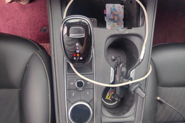 Used Cadillac XT4 2020 Revised Version 28T Two-Wheel Drive Tech Edition Gear Lever