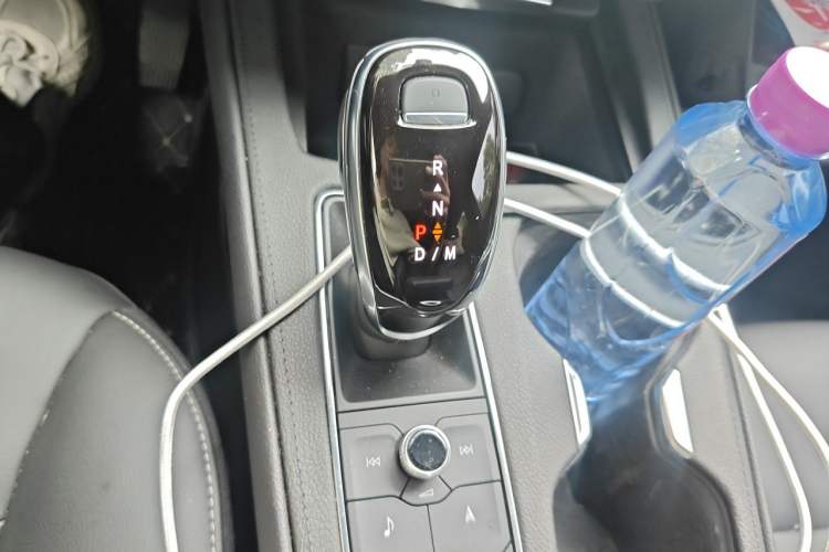Used Cadillac XT4 2020 Revised Version 28T Two-Wheel Drive Leading Edition Gear Lever