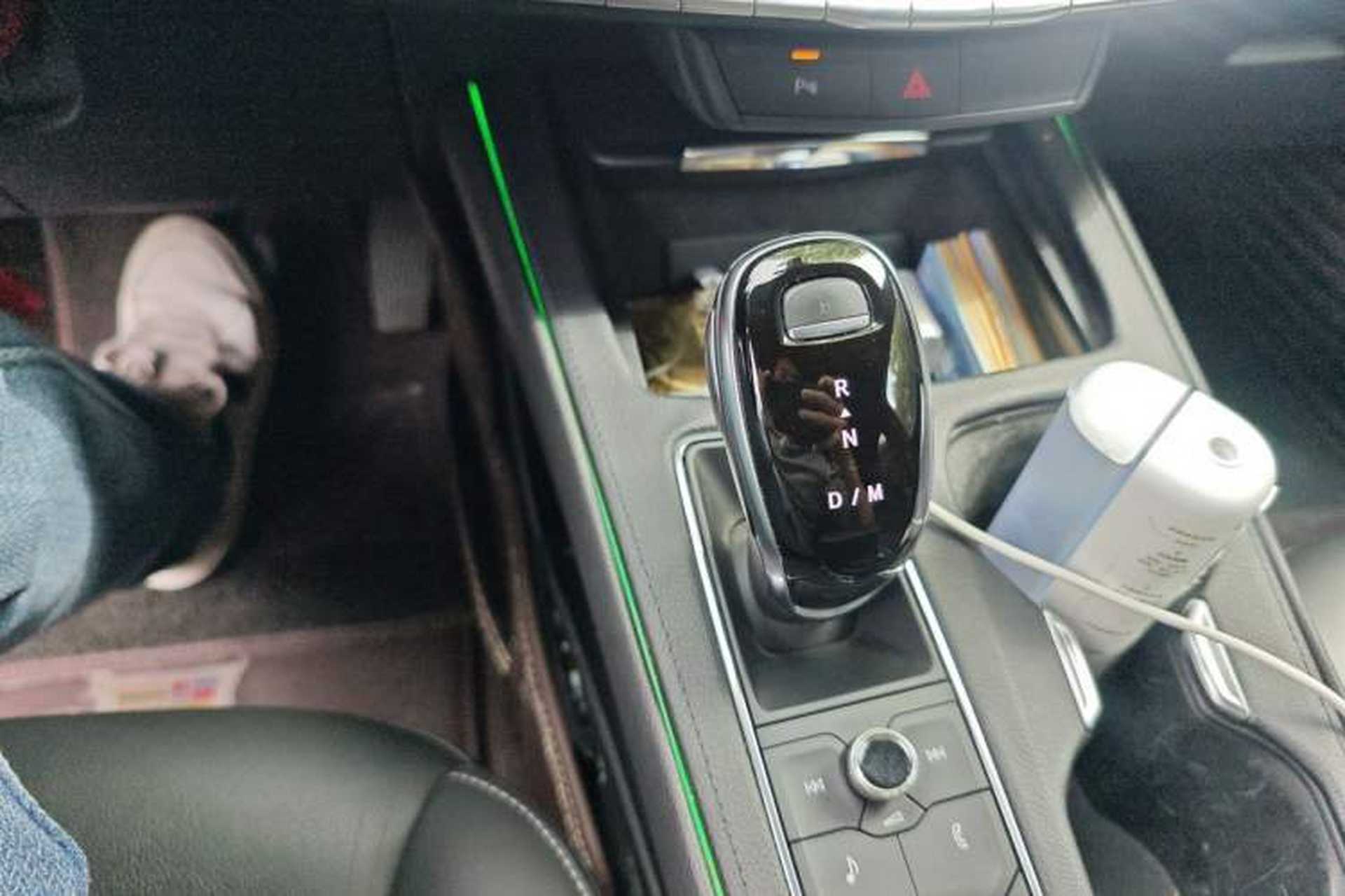 Used Cadillac XT4 2020 Revised Version 28T Two-Wheel Drive Tech Edition Gear Lever