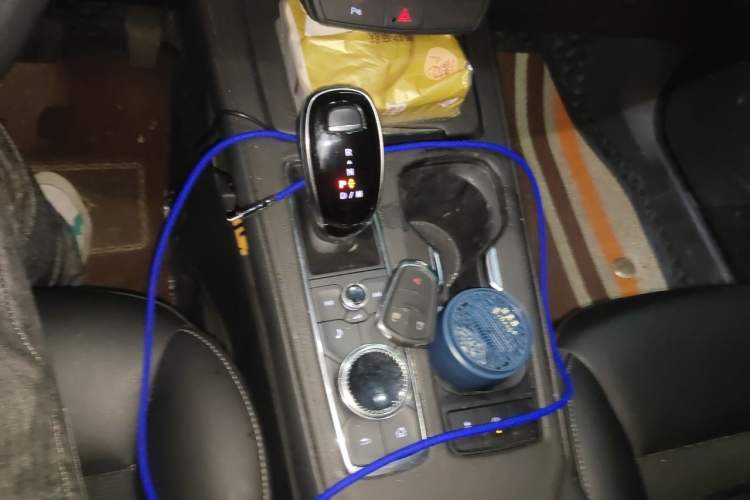 Used Cadillac XT4 2020 Revised Version 28T Two-Wheel Drive Tech Edition Gear Lever