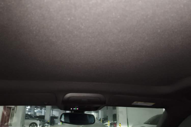 Used Cadillac XT4 2020 28T Two-Wheel-Drive Leading Version Headliner