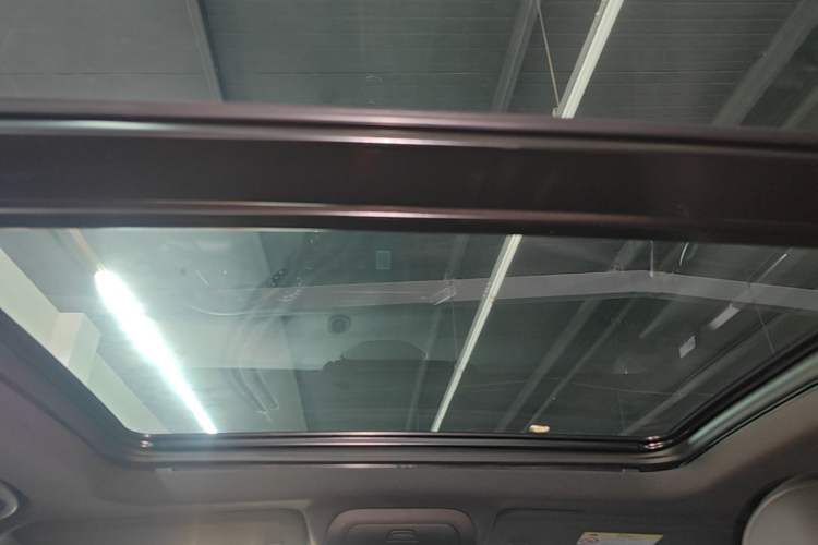 Used Cadillac XT4 2020 Revised Version 28T Two-Wheel Drive Leading Edition Headliner