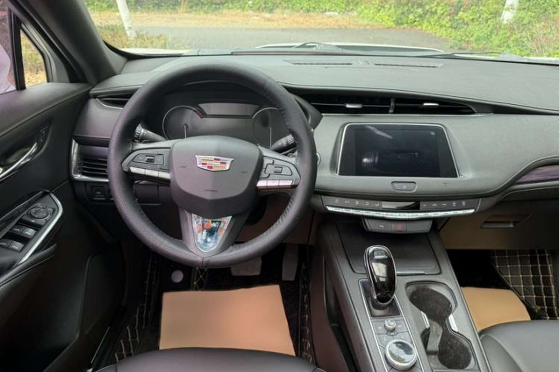 Used Cadillac XT4 2020 Revised Version 28T Two-Wheel Drive Tech Edition Interior 2
