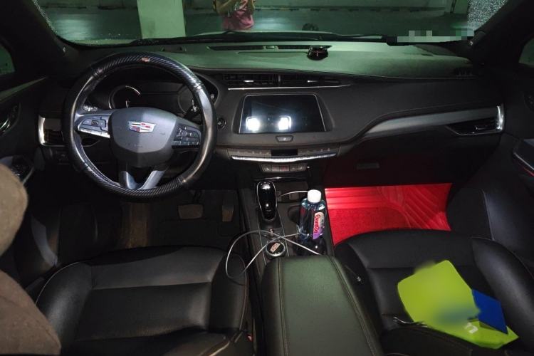 Used Cadillac XT4 2020 28T Four-Wheel Drive Leading Edition Interior 2