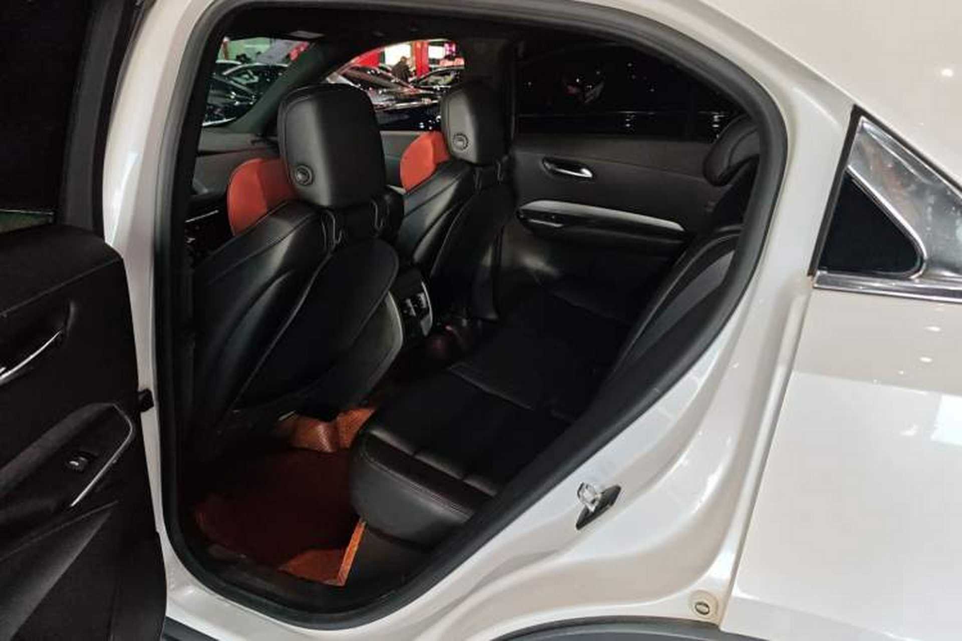 Used Cadillac XT4 2020 Revised Version 28T Two-Wheel Drive Luxury Edition Interior 6