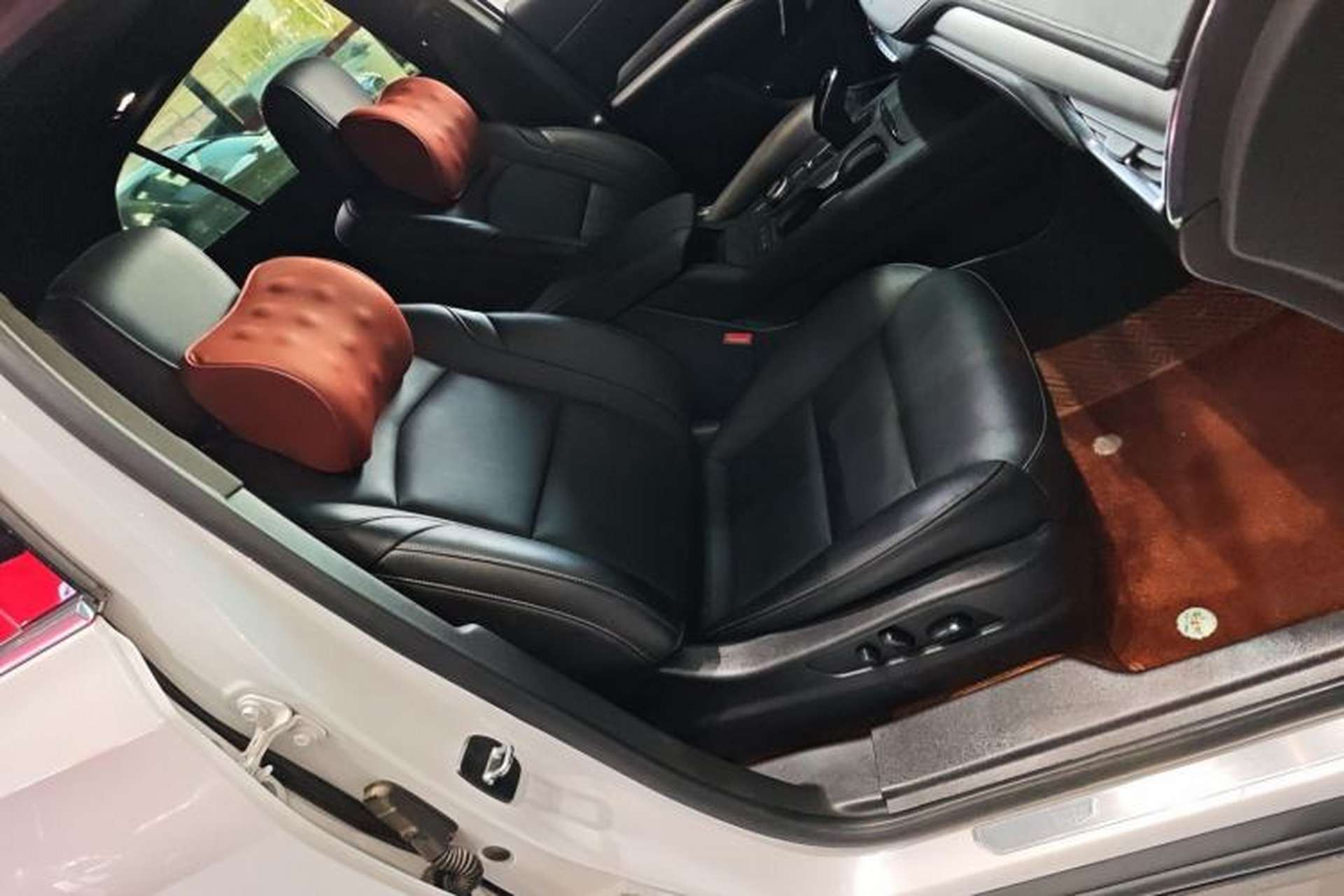 Used Cadillac XT4 2020 Revised Version 28T Two-Wheel Drive Luxury Edition Interior 7