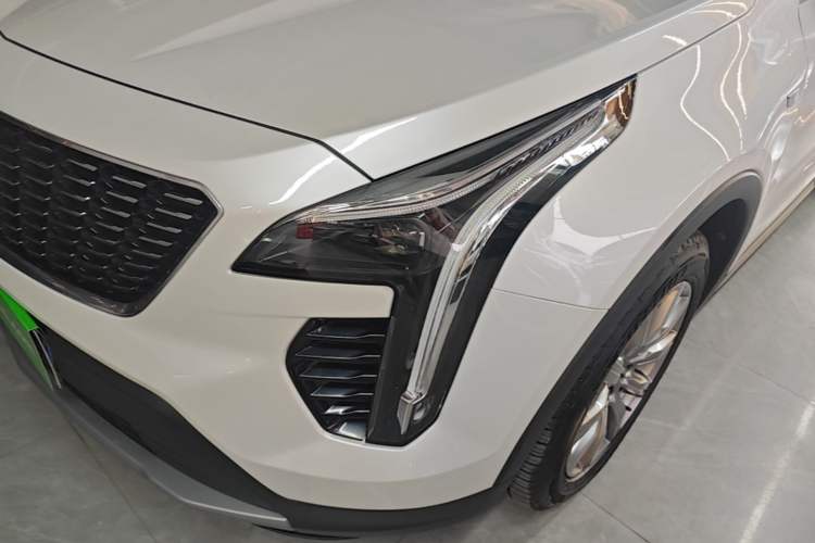 Used Cadillac XT4 2020 Revised Version 28T Two-Wheel Drive Leading Edition Left Front Headlight