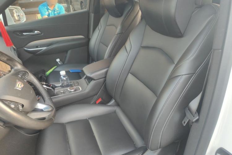 Used Cadillac XT4 2020 Revised Version 28T Two-Wheel Drive Leading Edition Left Front Seat