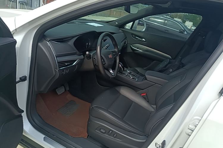 Used Cadillac XT4 2020 28T Two-Wheel-Drive Leading Version Left Front Seat