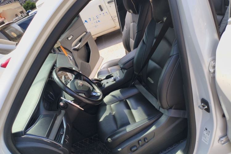 Used Cadillac XT4 2020 28T Two-Wheel-Drive Leading Version Left Front Seat