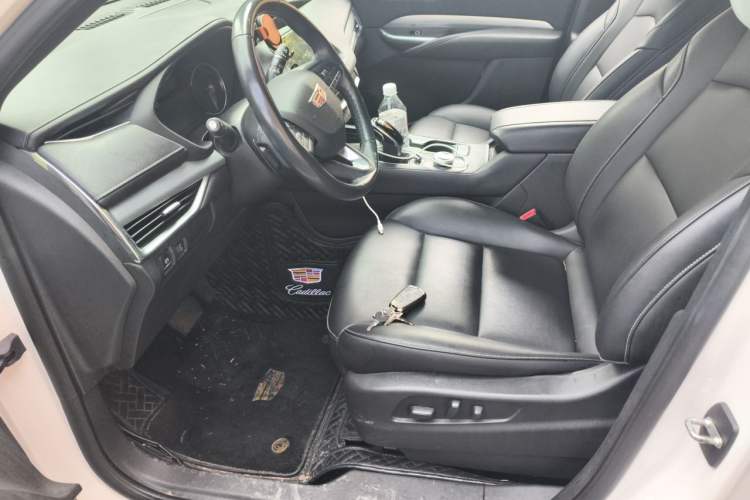 Used Cadillac XT4 2020 28T Two-Wheel-Drive Leading Version Left Front Seat