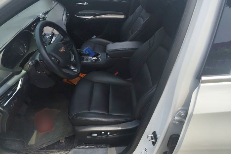 Used Cadillac XT4 2020 28T Two-Wheel-Drive Leading Version Left Front Seat
