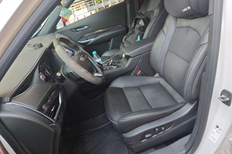 Used Cadillac XT4 2020 Revised Version 28T Two-Wheel Drive Tech Edition Left Front Seat
