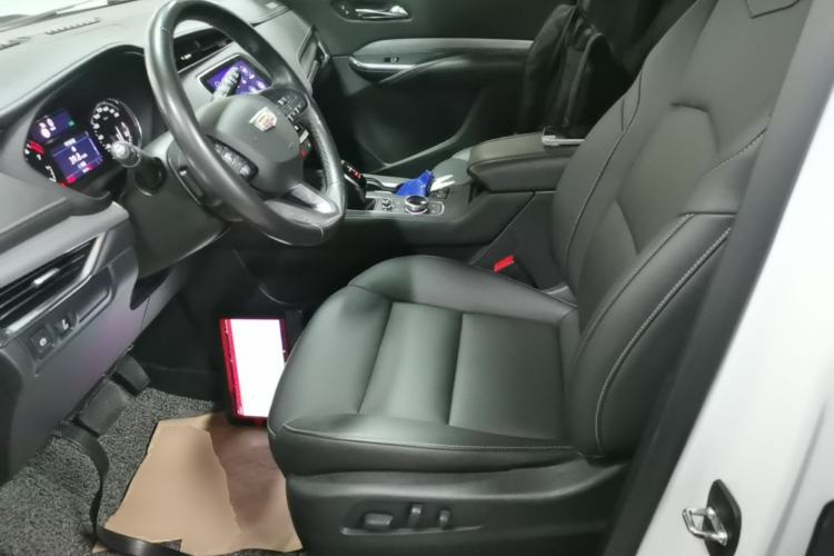Used Cadillac XT4 2020 Revised Version 28T Two-Wheel Drive Leading Edition Left Front Seat