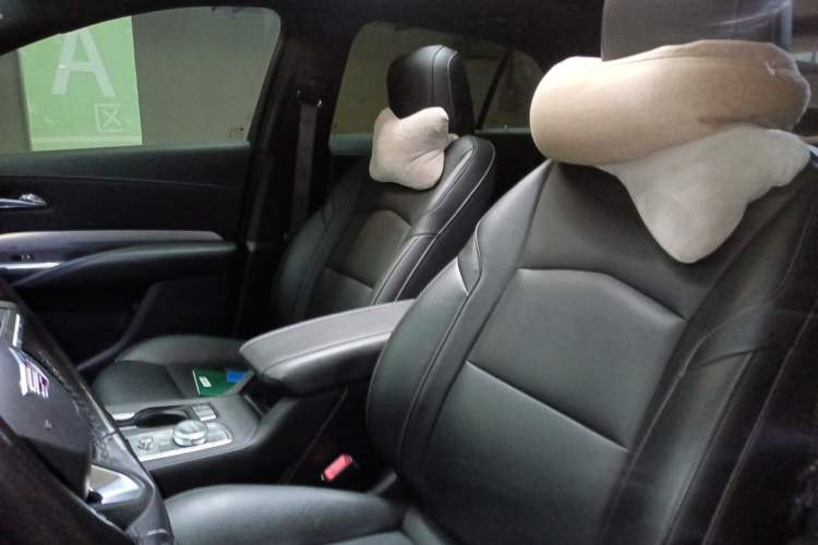 Used Cadillac XT4 2020 Revised Version 28T Two-Wheel Drive Leading Edition Left Front Seat