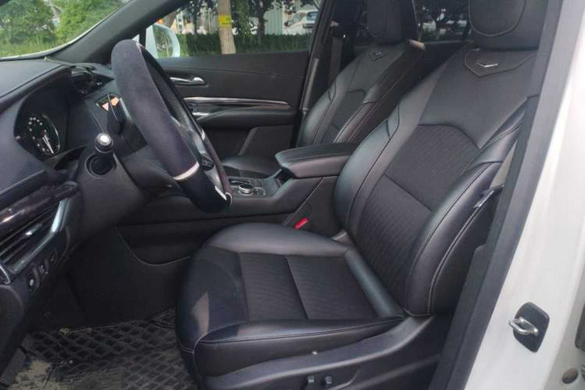 Used Cadillac XT4 2020 Revised Version 28T Two-Wheel Drive Tech Edition Left Front Seat