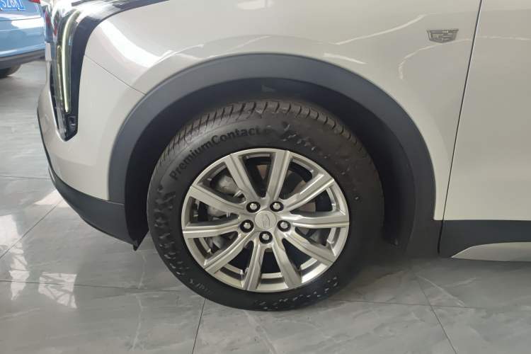 Used Cadillac XT4 2020 Revised Version 28T Two-Wheel Drive Leading Edition Left Front Wheel Hub