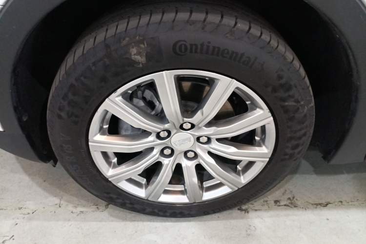 Used Cadillac XT4 2020 Revised Version 28T Two-Wheel Drive Leading Edition Left Front Wheel Hub