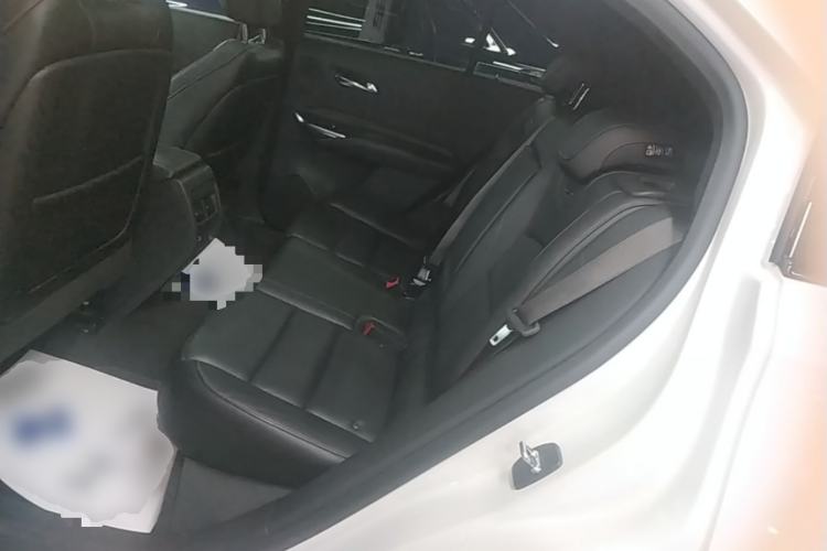 Used Cadillac XT4 2020 28T 4x4 Platinum Sport Edition Left Rear Seat