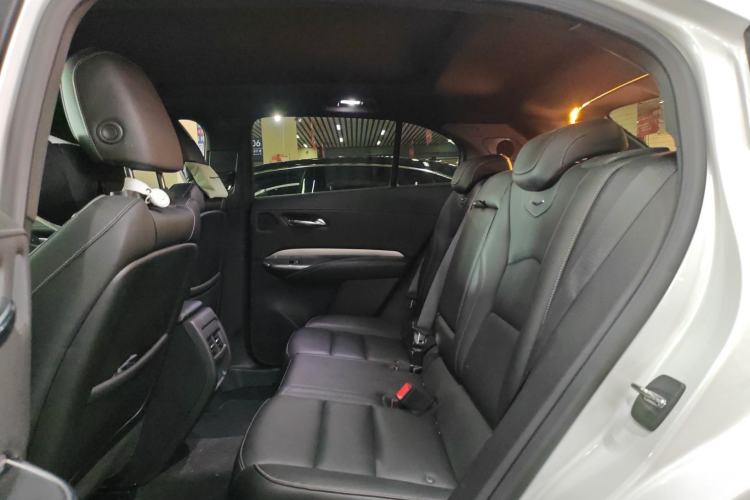 Used Cadillac XT4 2020 28T Two-Wheel-Drive Leading Version Left Rear Seat