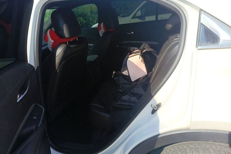 Used Cadillac XT4 2020 28T Two-Wheel-Drive Leading Version Left Rear Seat