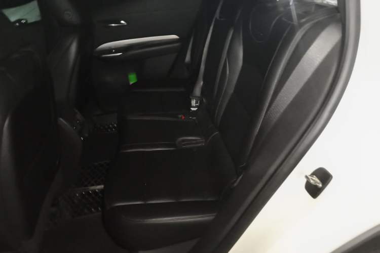 Used Cadillac XT4 2020 28T Two-Wheel-Drive Leading Version Left Rear Seat