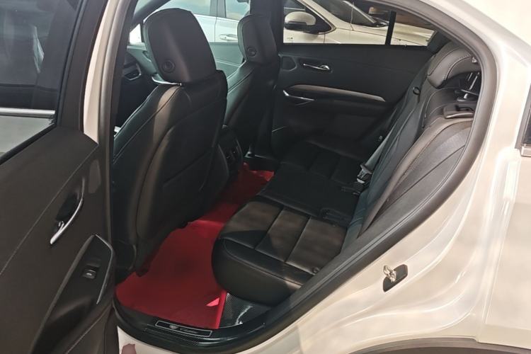 Used Cadillac XT4 2020 28T Two-Wheel-Drive Leading Version Left Rear Seat