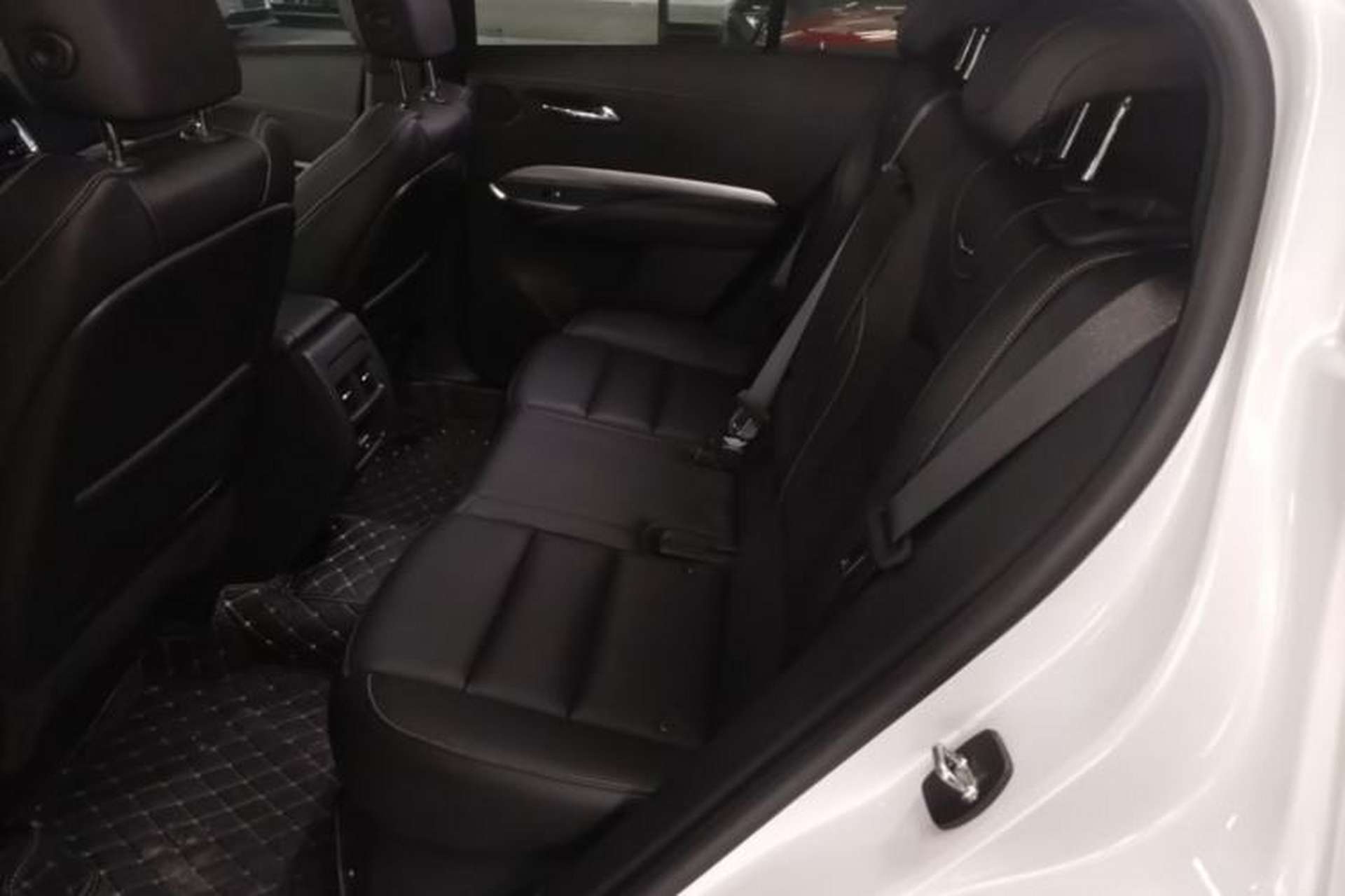 Used Cadillac XT4 2020 28T Two-Wheel-Drive Leading Version Left Rear Seat