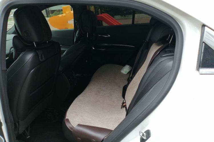 Used Cadillac XT4 2020 Revised Version 28T Two-Wheel Drive Tech Edition Left Rear Seat