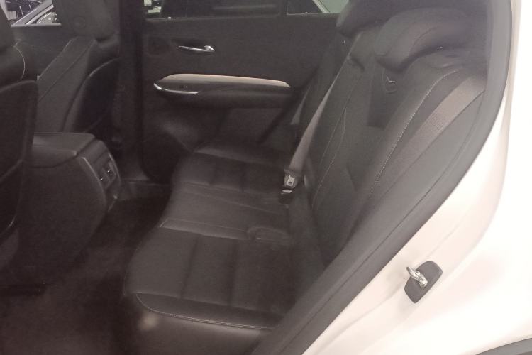 Used Cadillac XT4 2020 28T Two-Wheel-Drive Leading Version Left Rear Seat