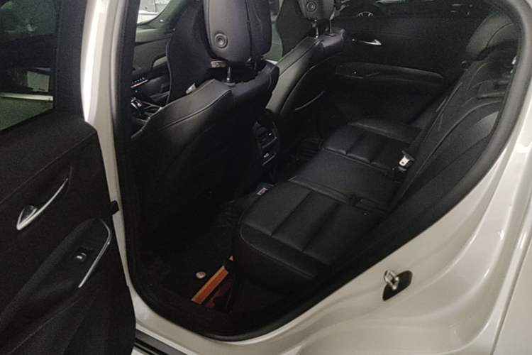 Used Cadillac XT4 2020 28T Two-Wheel-Drive Leading Version Left Rear Seat