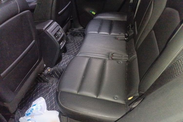 Used Cadillac XT4 2020 28T Two-Wheel-Drive Leading Version Left Rear Seat