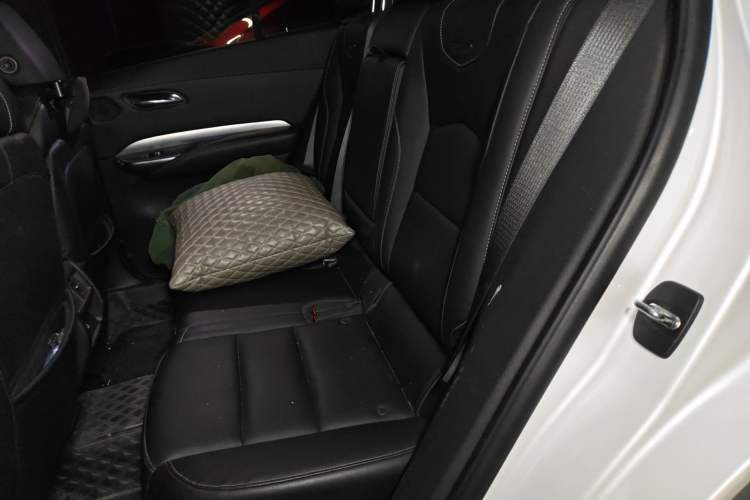 Used Cadillac XT4 2020 28T Two-Wheel-Drive Leading Version Left Rear Seat