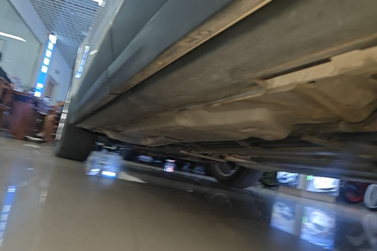 Used Cadillac XT4 2020 Revised Version 28T Two-Wheel Drive Tech Edition Left Side Sill
