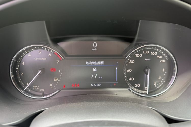 Used Cadillac XT4 2020 Revised Version 28T Two-Wheel Drive Tech Edition Odometer Close Up