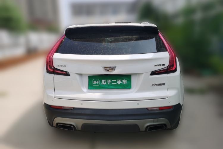 Used Cadillac XT4 2020 28T Two-Wheel-Drive Luxury Version Rear