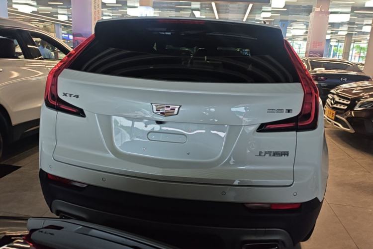 Used Cadillac XT4 2020 Revised Version 28T Two-Wheel Drive Leading Edition Rear