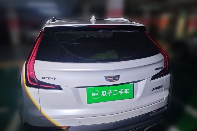 Used Cadillac XT4 2020 28T Two-Wheel-Drive Luxury Version Rear